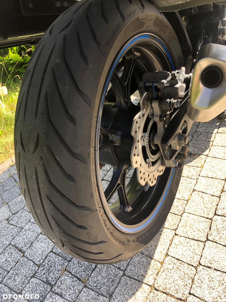 Honda VFR - 7