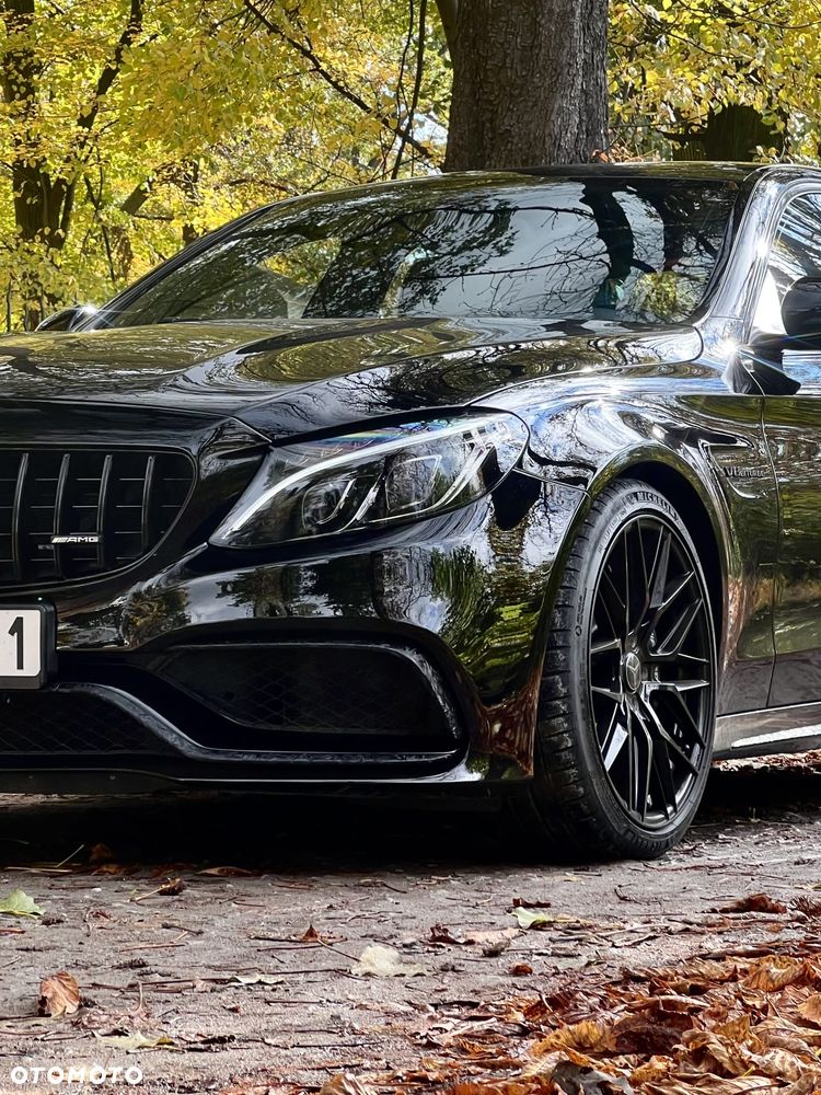 Mercedes-Benz Klasa C AMG 63 - 11