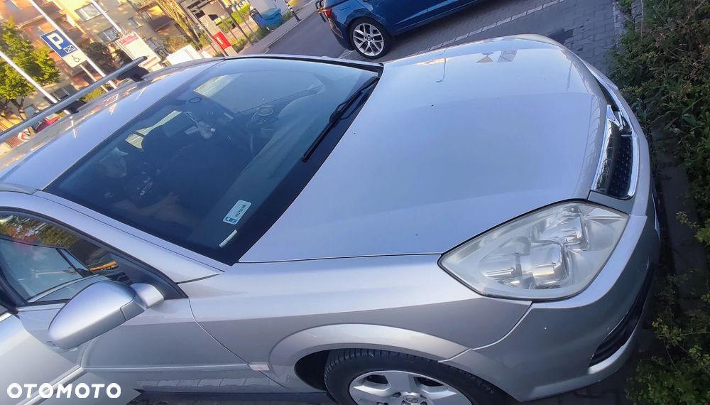 Opel Vectra 1.8 Essentia - 2