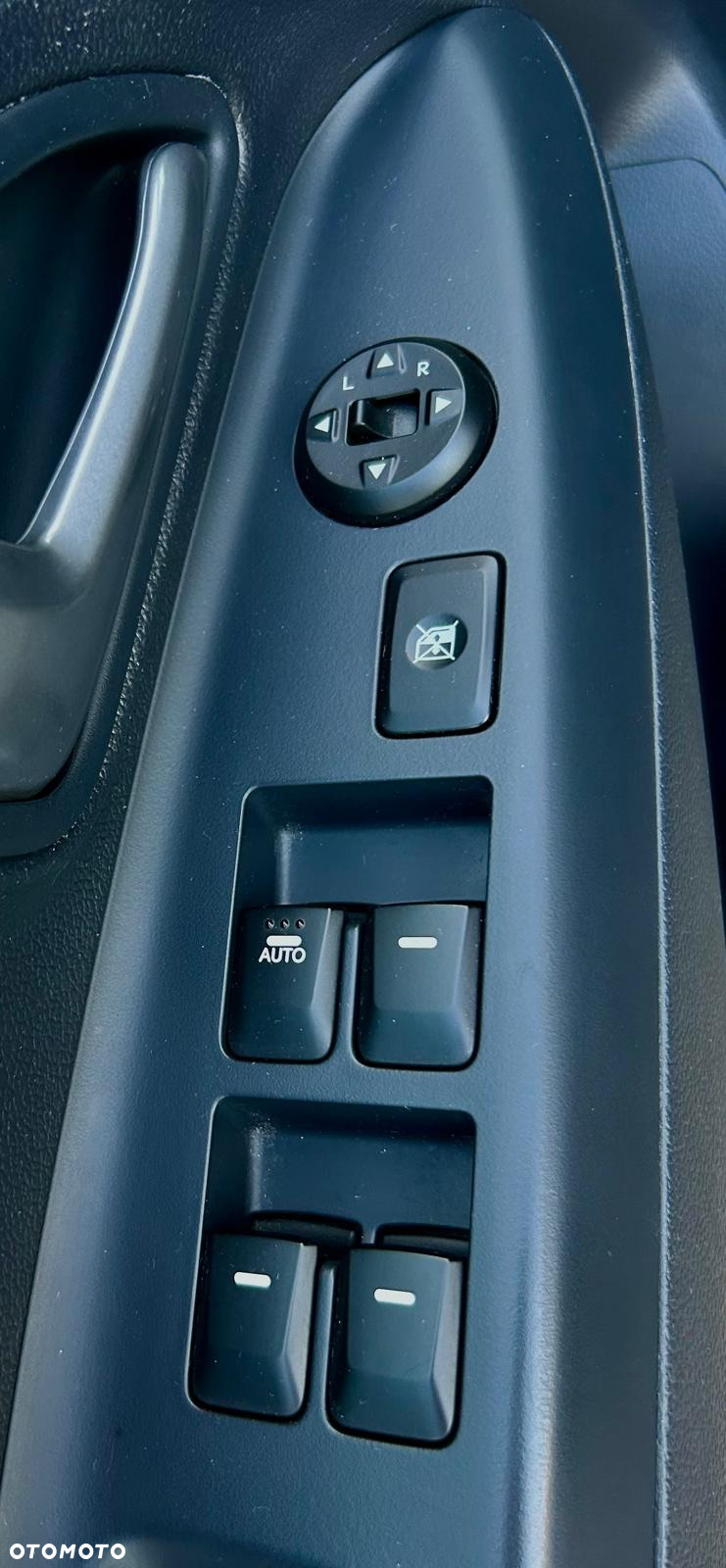 Kia Rio 1.4 L - 21