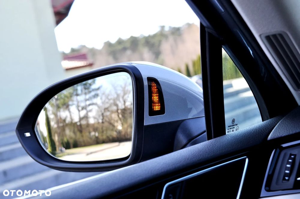Volkswagen Passat 2.0 TDI EVO Elegance DSG - 37