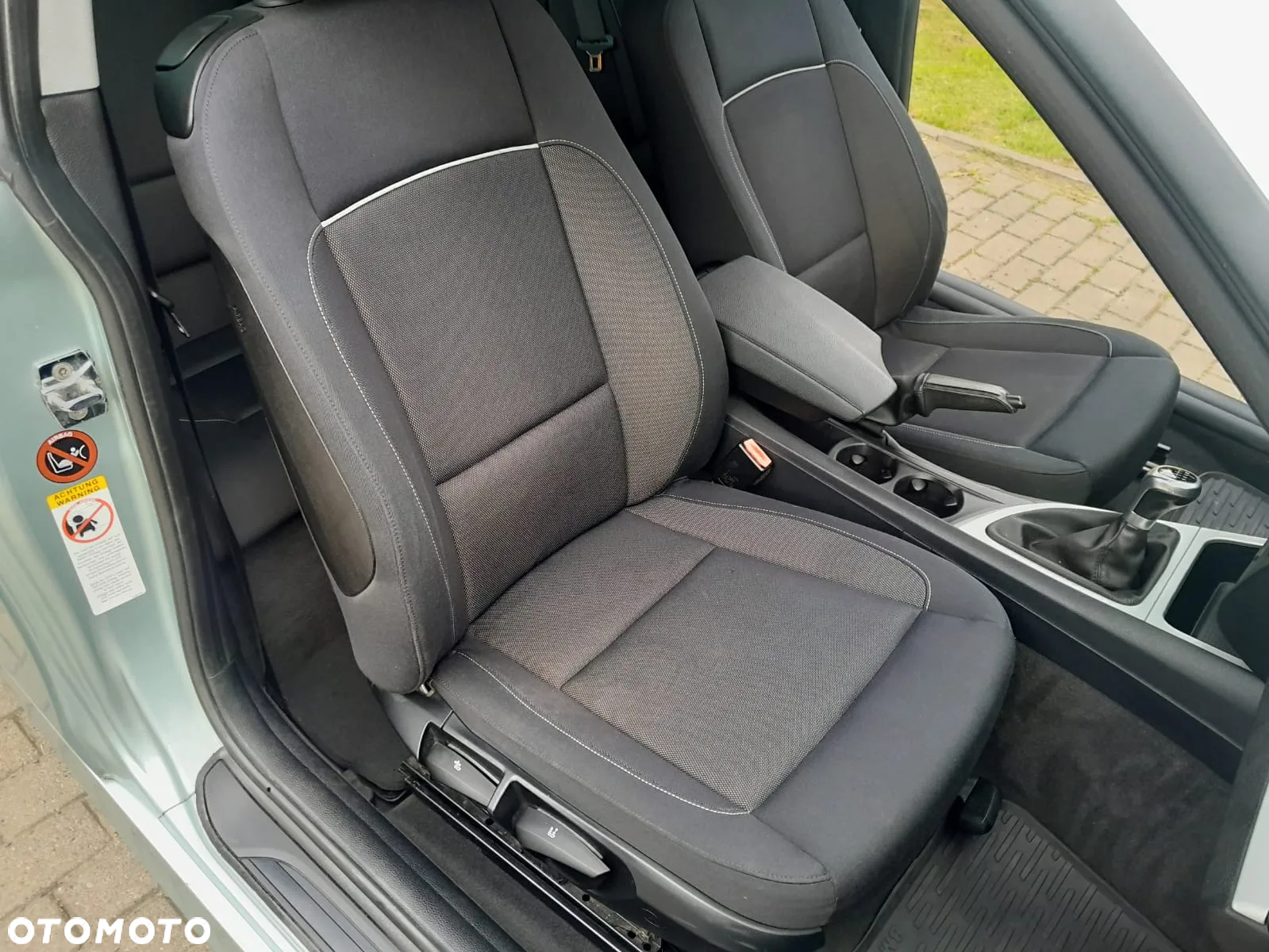 BMW Seria 1 118i - 22