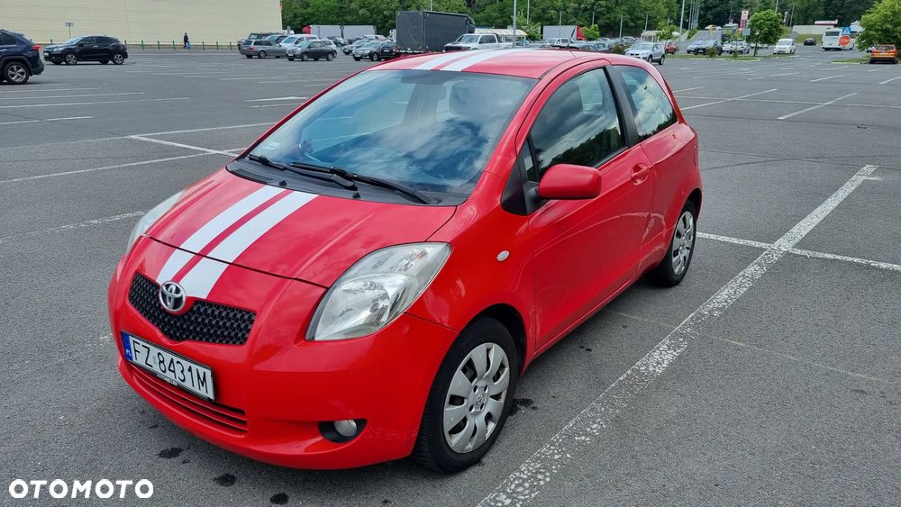 Toyota Yaris - 2