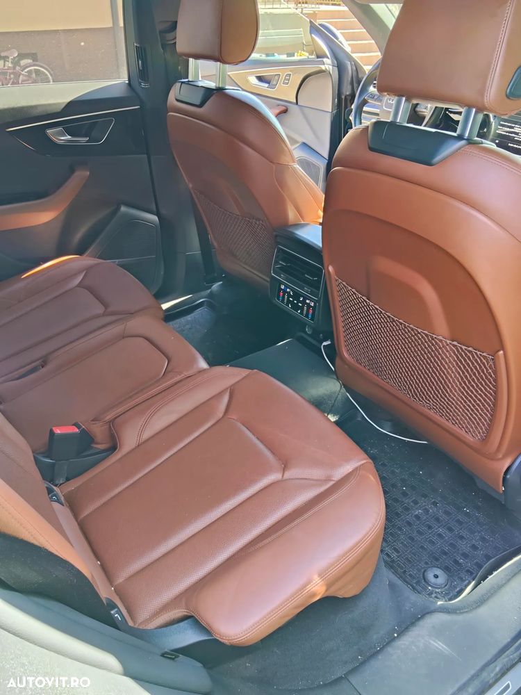 Audi Q8 55 TFSI quattro Tiptronic MHEV - 9