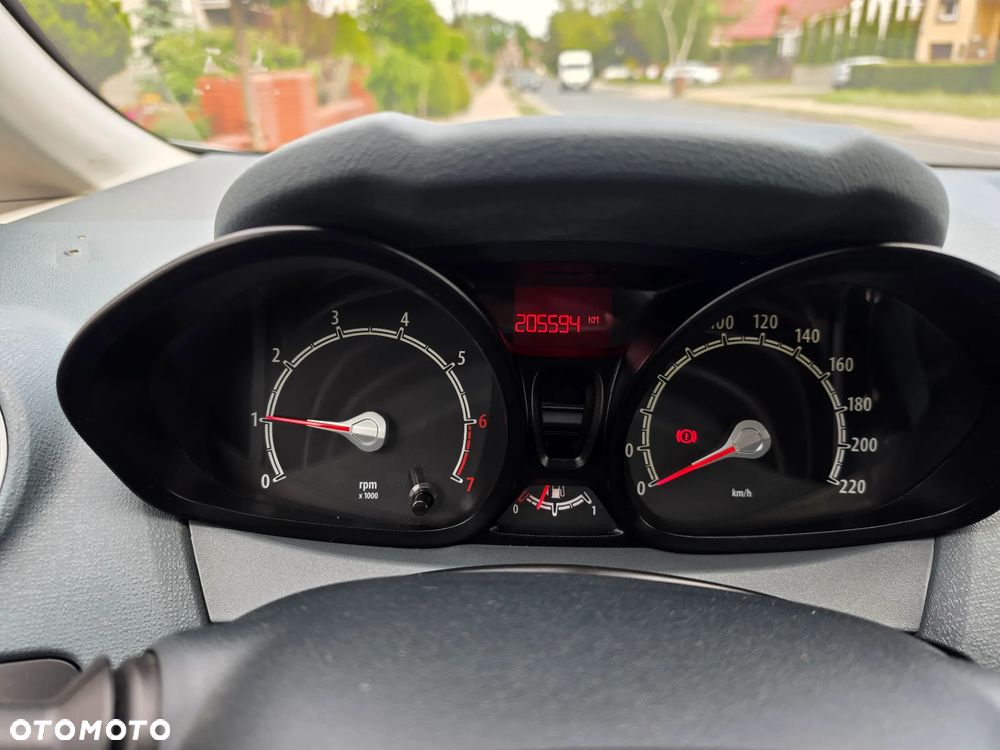 Ford Fiesta - 5