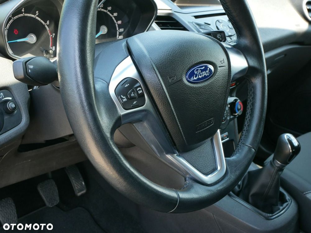 Ford Fiesta 1.0 Celebration - 17