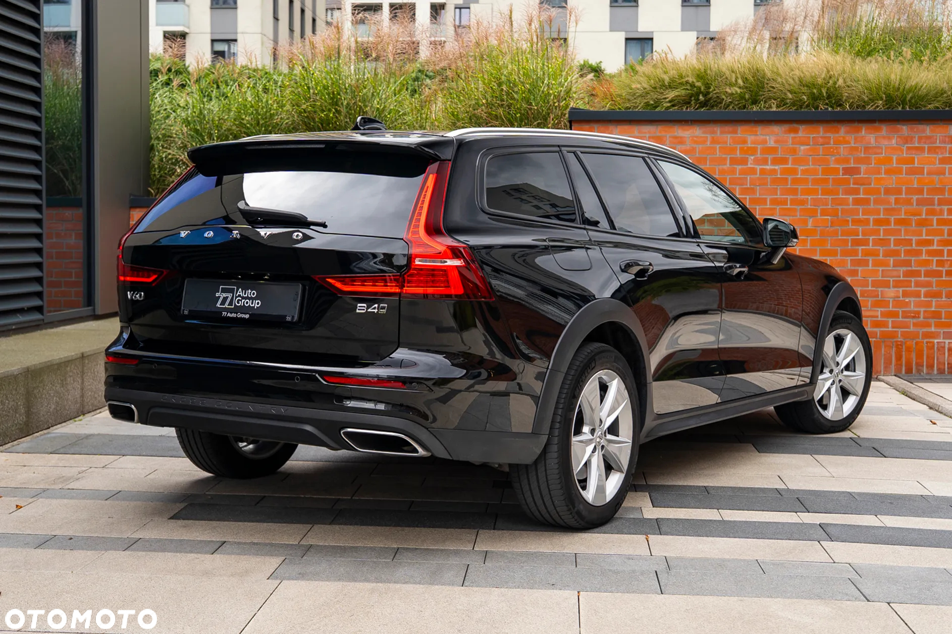 Volvo V60 Cross Country B4 D AWD Geartronic - 2