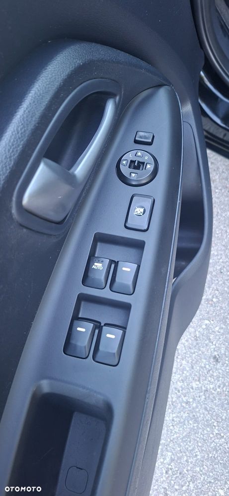 Kia Rio 1.2 Attract - 17