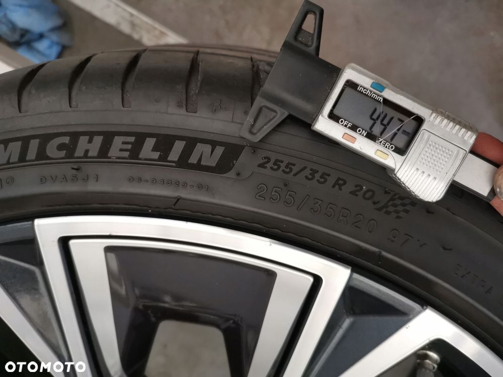 BMW 4 G22 G23 G26 KOLA FELGI ALUFELGI OPONY LATO 255/35R20 245/35R20 2023R - 13