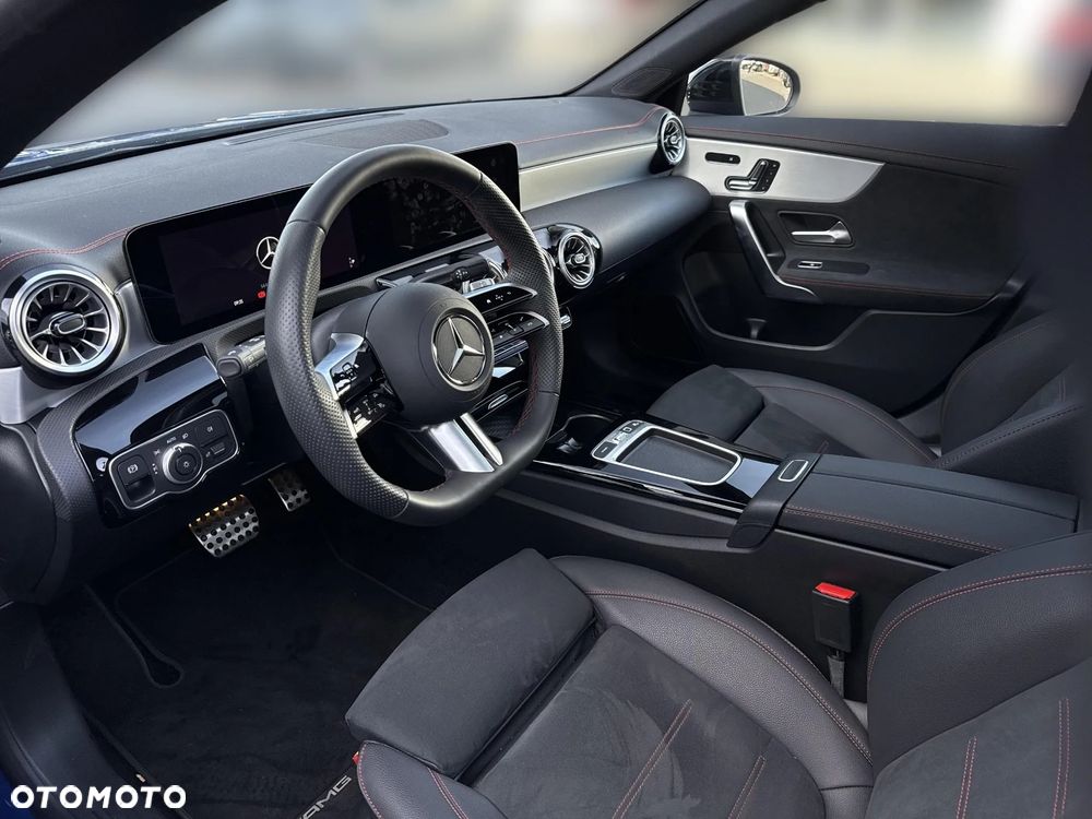 Mercedes-Benz CLA 200 AMG Line 7G-DCT - 9
