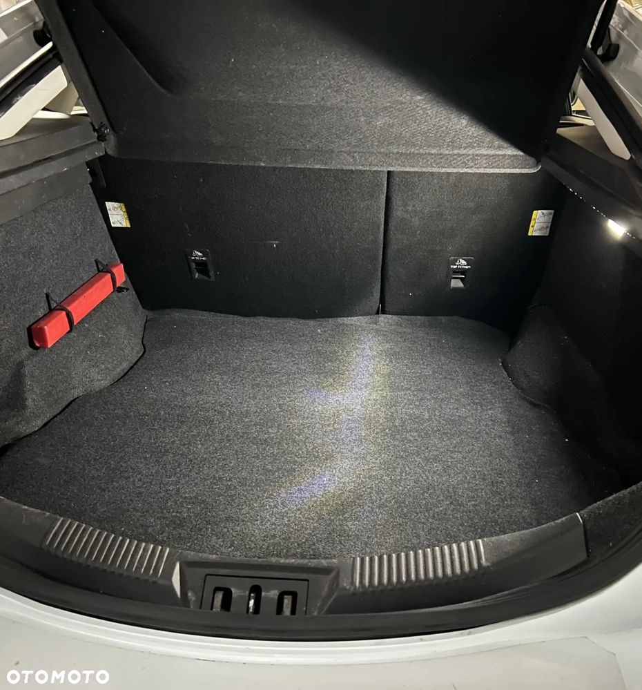 Ford Mondeo 2.0 TDCi Ambiente Plus - 18