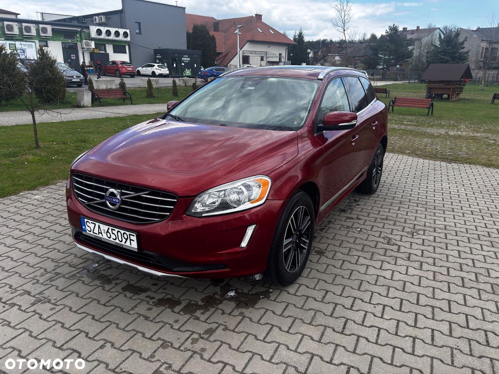Volvo XC 60 T6 AWD Geartronic Momentum - 1