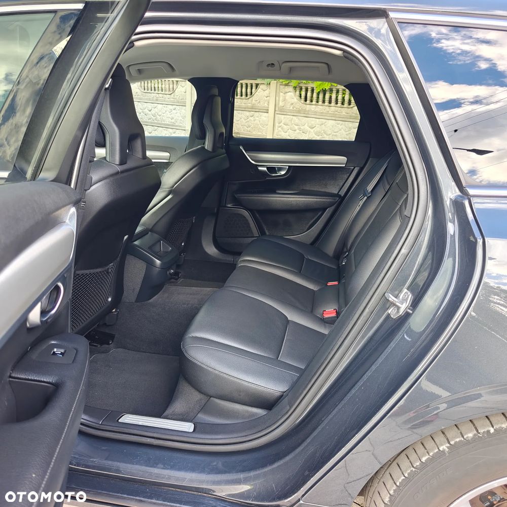 Volvo V90 - 11