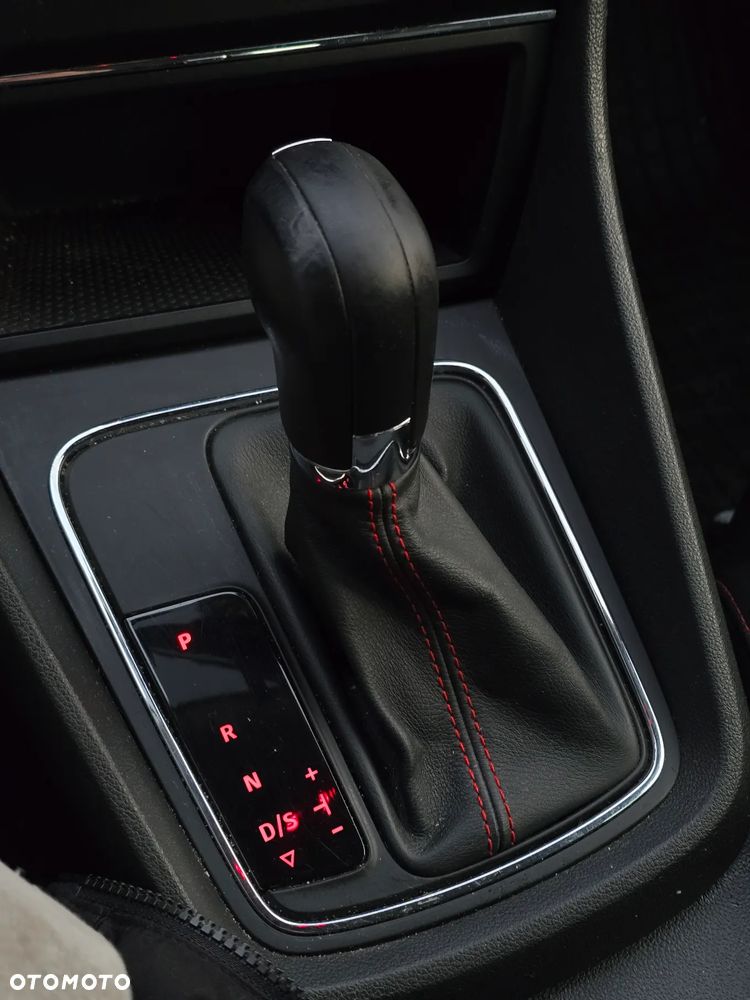 Seat Leon 2.0 TDI DPF DSG FR - 30