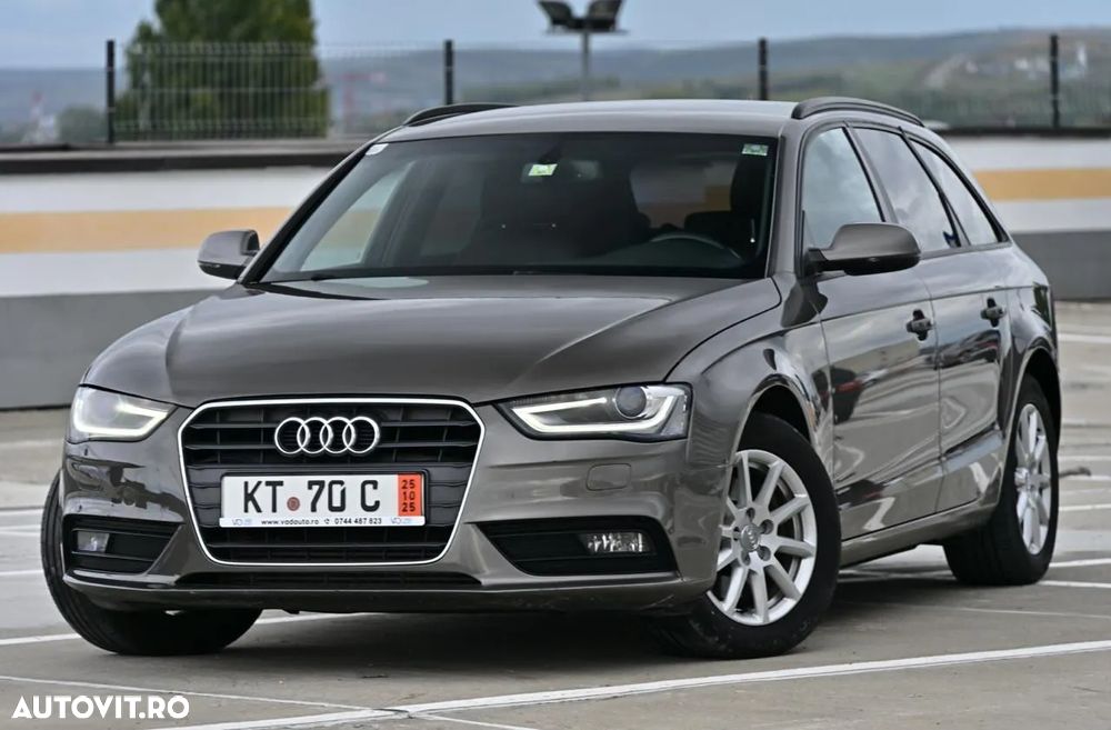 Audi A4 Avant 2.0 30 TDI S tronic MHEV Advanced - 2