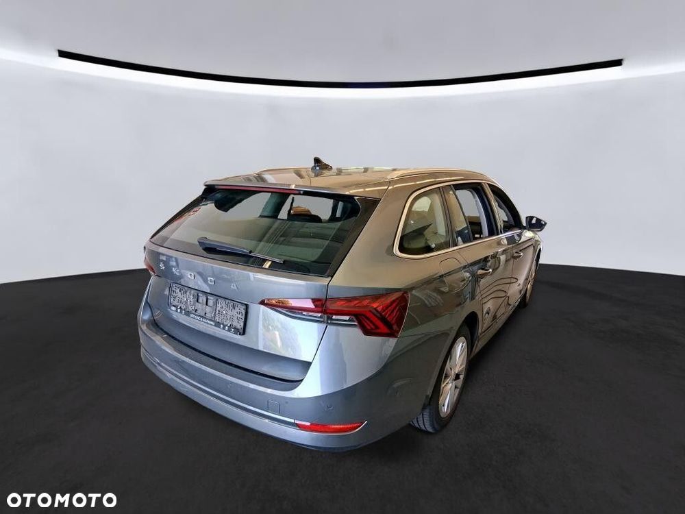 Skoda Octavia - 3