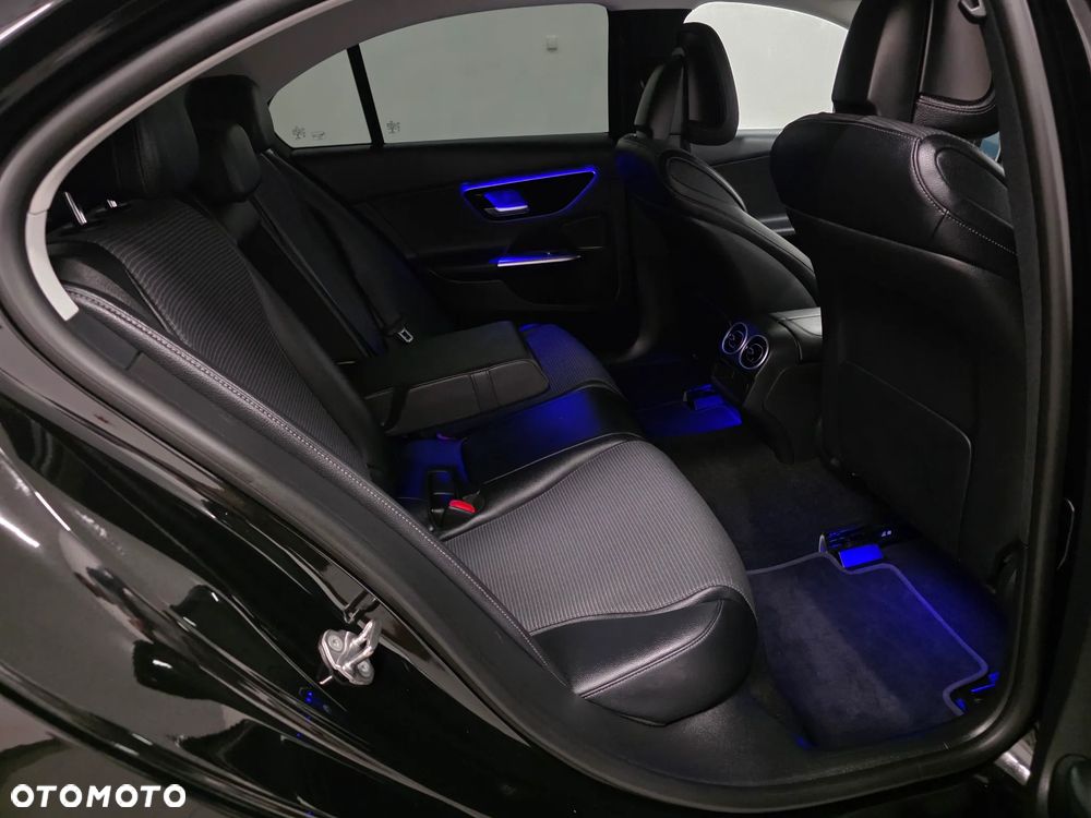 Mercedes-Benz Klasa C 220 d 9G-TRONIC - 21