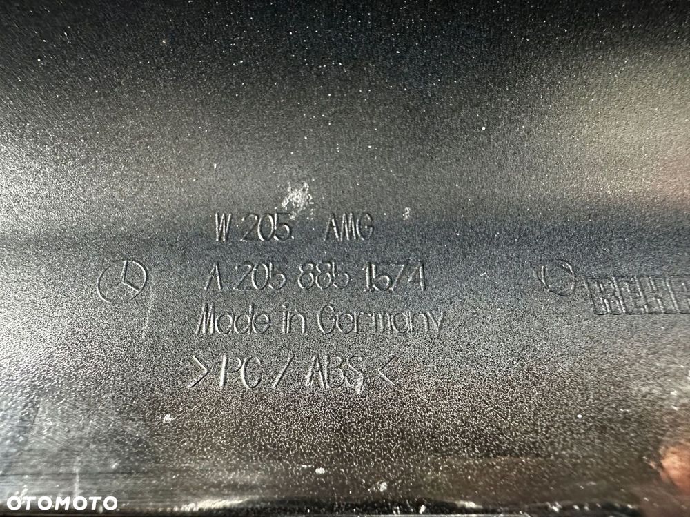 MERCEDES 205 C-KLASA AMG ŚRODKOWA LISTWA ZDERZAKA A2058851574 - 7