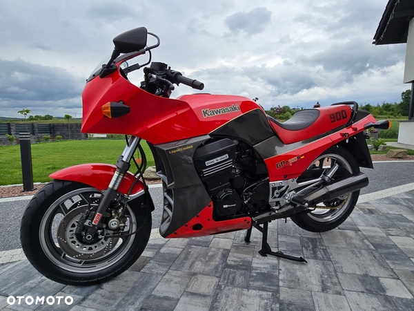 Kawasaki GPZ
