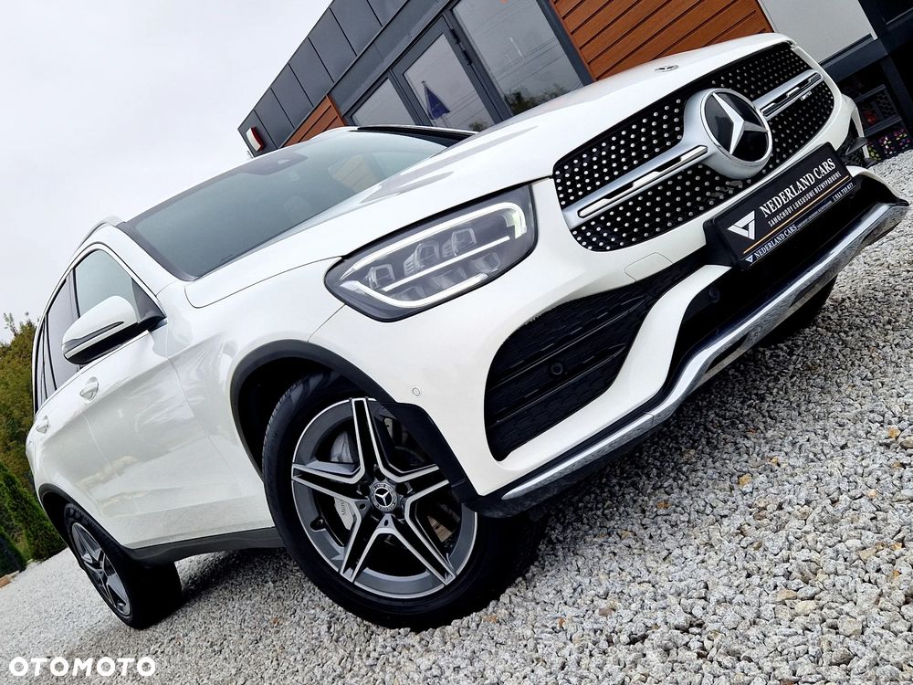 Mercedes-Benz GLC - 4