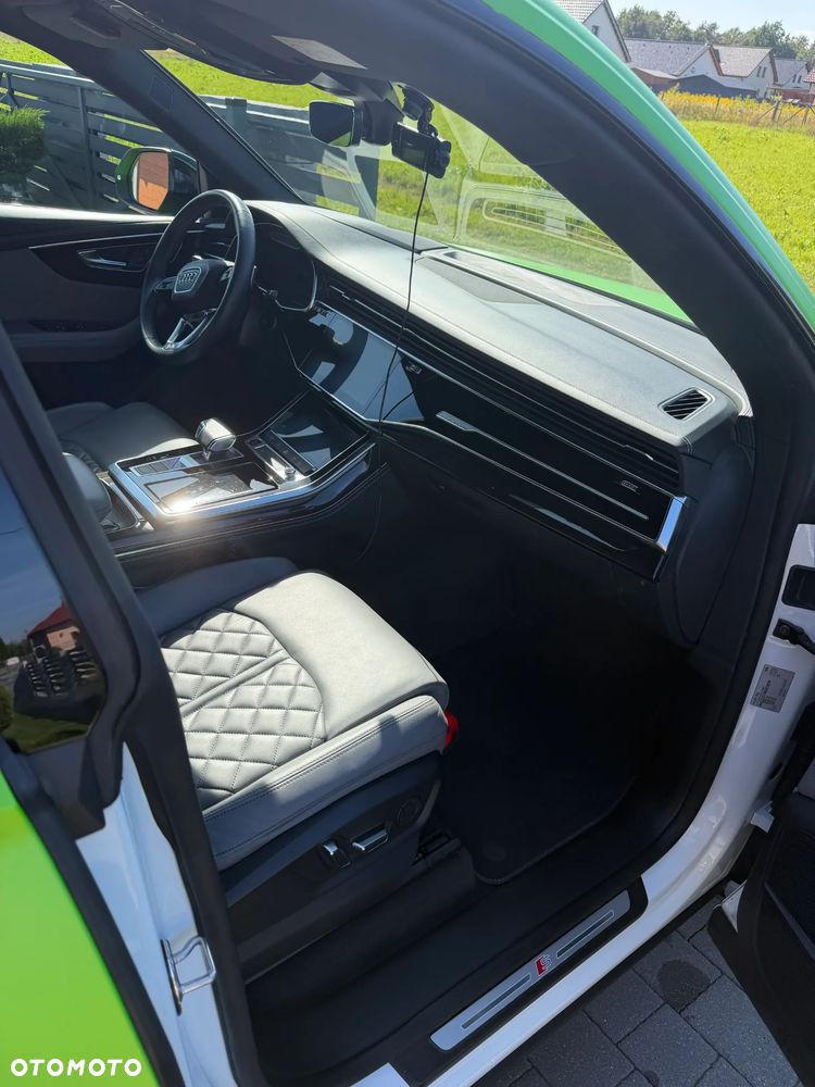 Audi SQ8 TFSI Quattro Tiptronic - 7