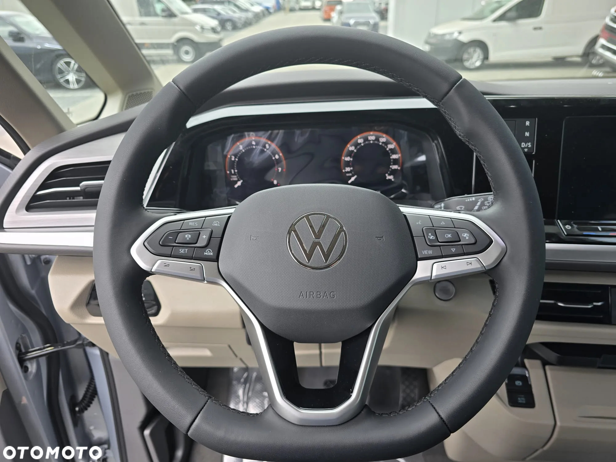 Volkswagen Multivan 2.0 TSI L1 Edition DSG - 9