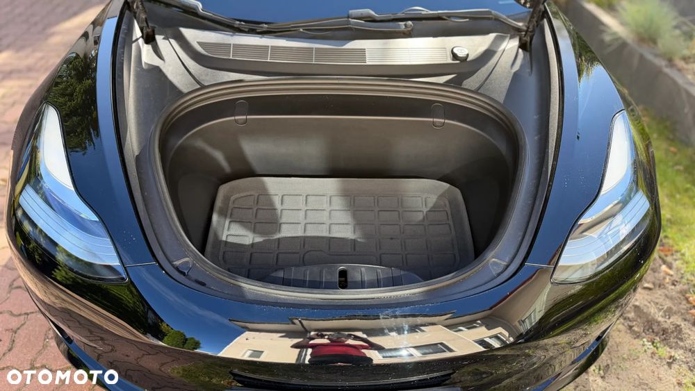 Tesla Model 3 Langstreckenbatterie Allradantrieb Dual Motor - 13