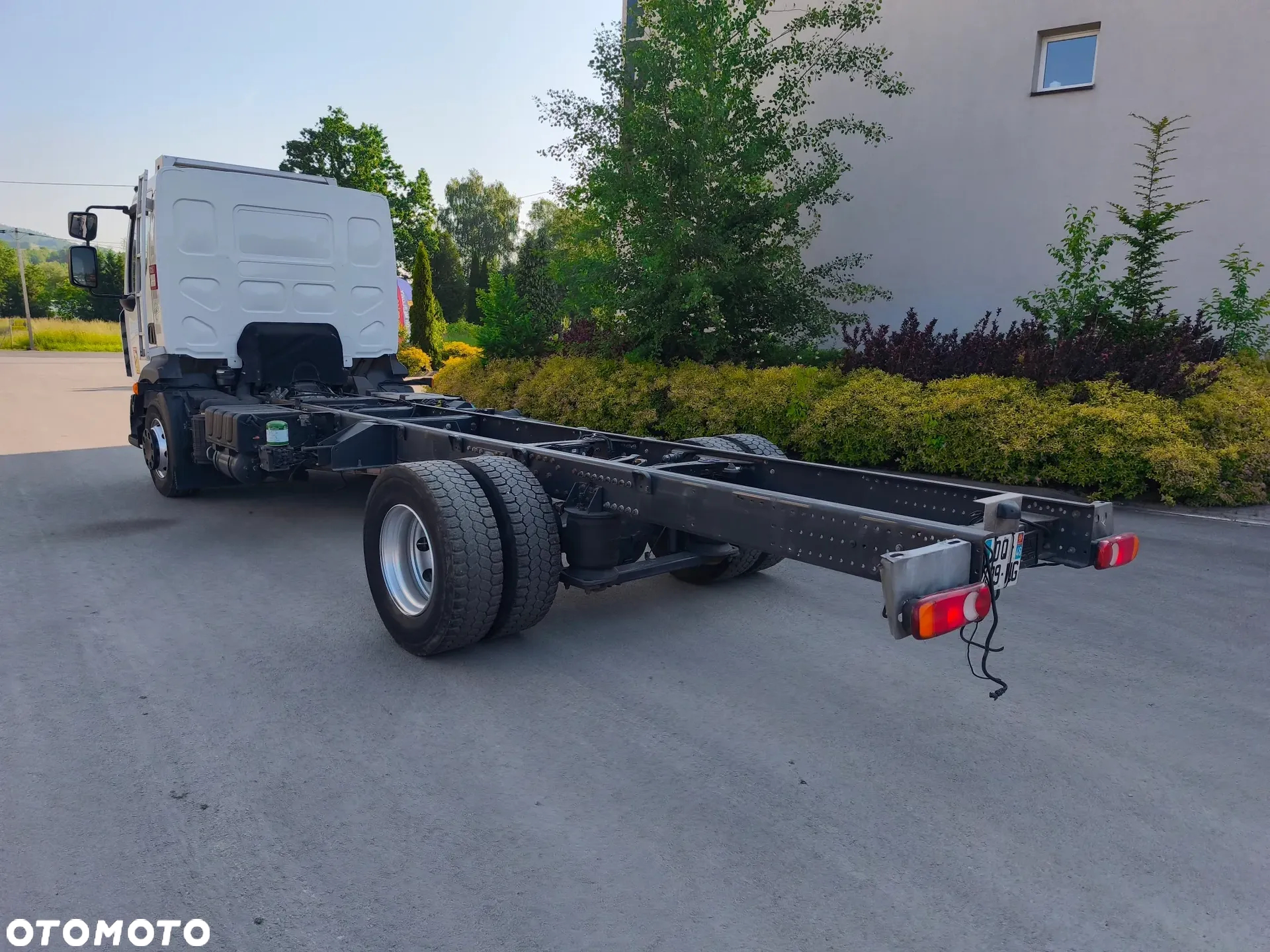 Renault Gama D 16.250  rama do zabudowy poduszka blokada mostu - 4