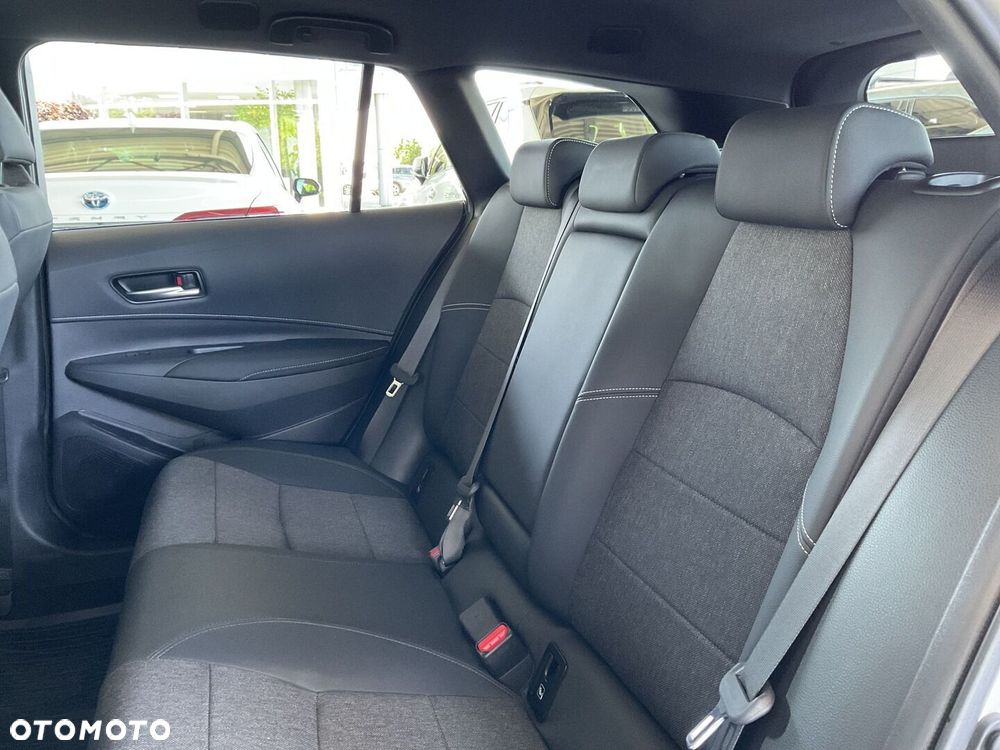 Toyota Corolla 2.0 Hybrid Style - 11