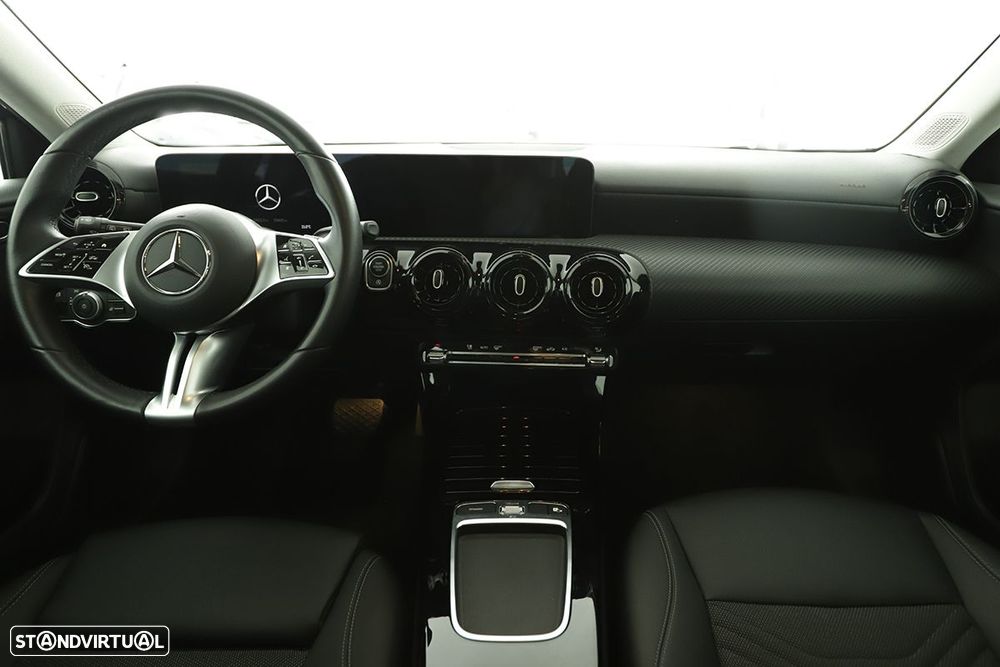 Mercedes-Benz A 200 Standard - 8