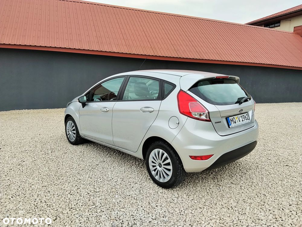 Ford Fiesta - 33