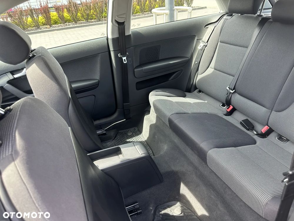 Audi A3 3-drzwiowe 1.6 Attraction - 14