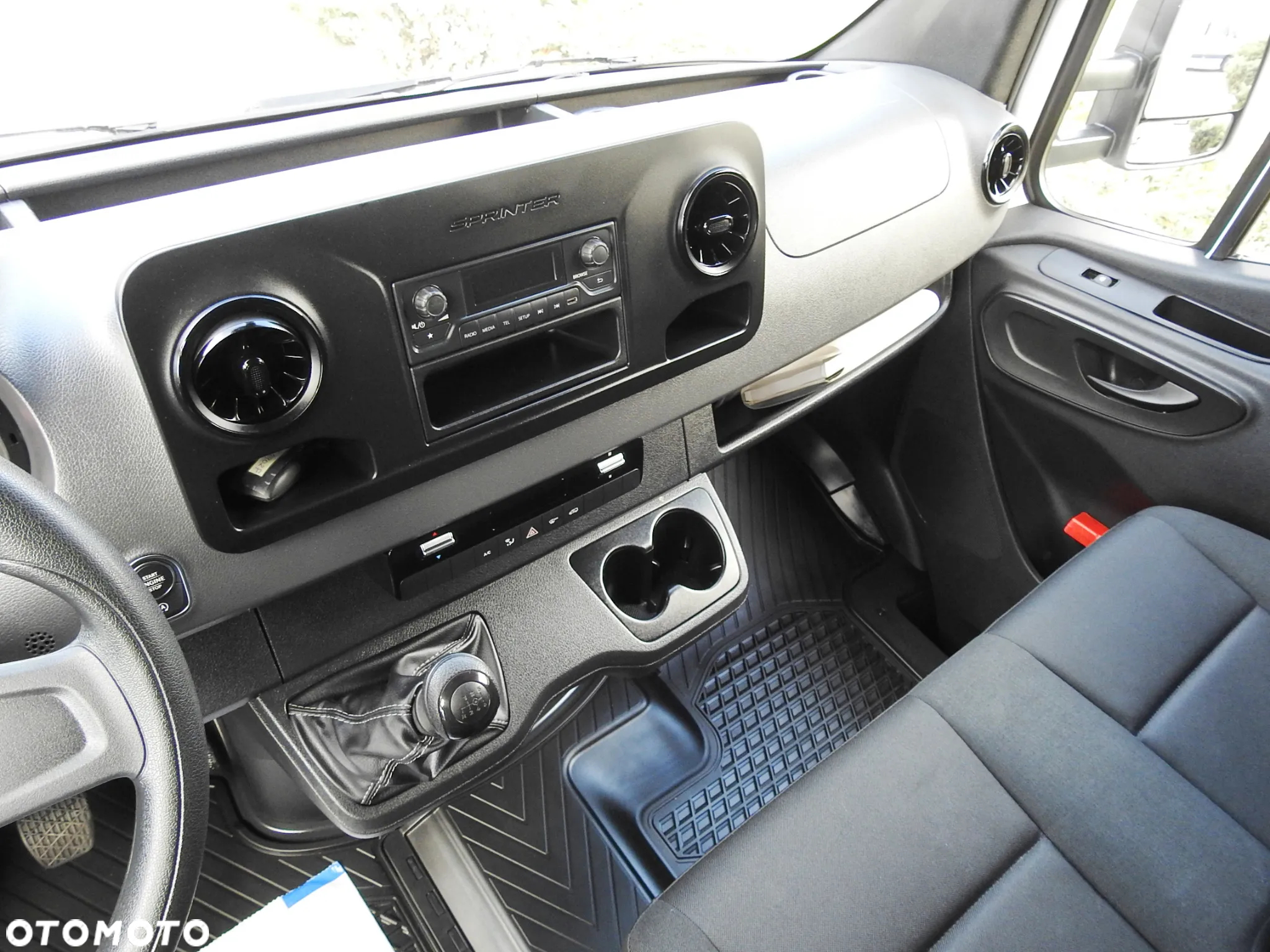 Mercedes-Benz SPRINTER 315 KONTENER WINDA 8 PALET KLIMATYZACJA 150KM [ 235920 ] - 29
