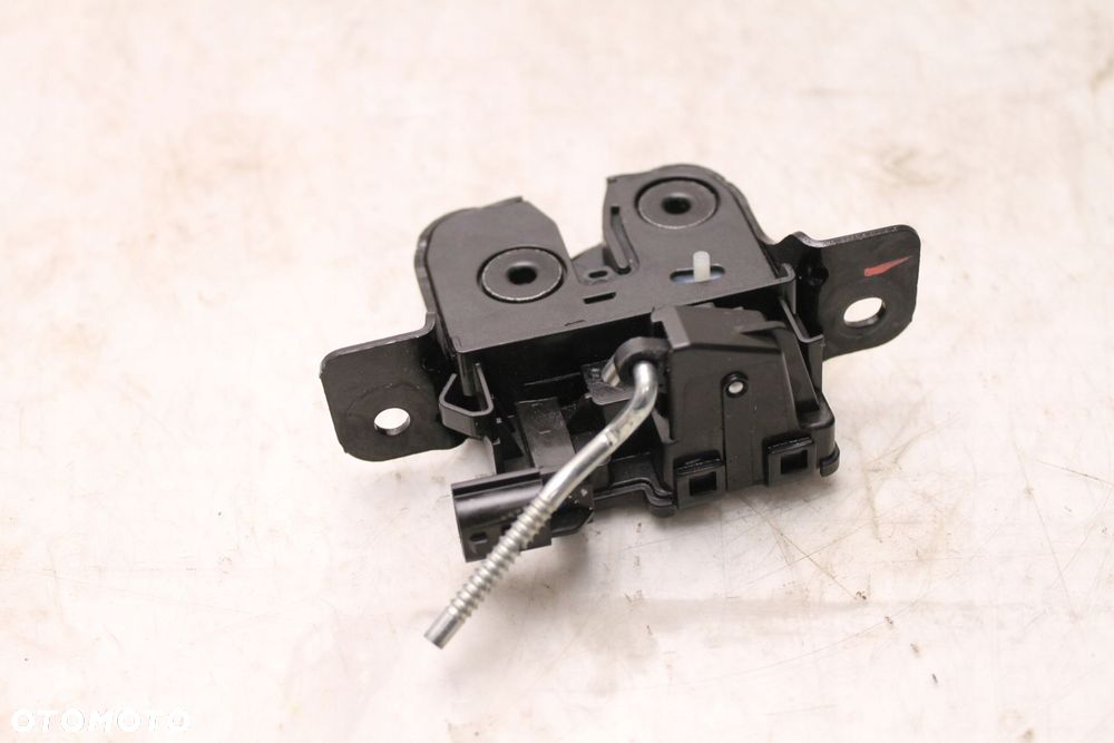 DACIA SANDERO II 15R- ZAMEK KLAPY TYŁ TYLNEJ - 2