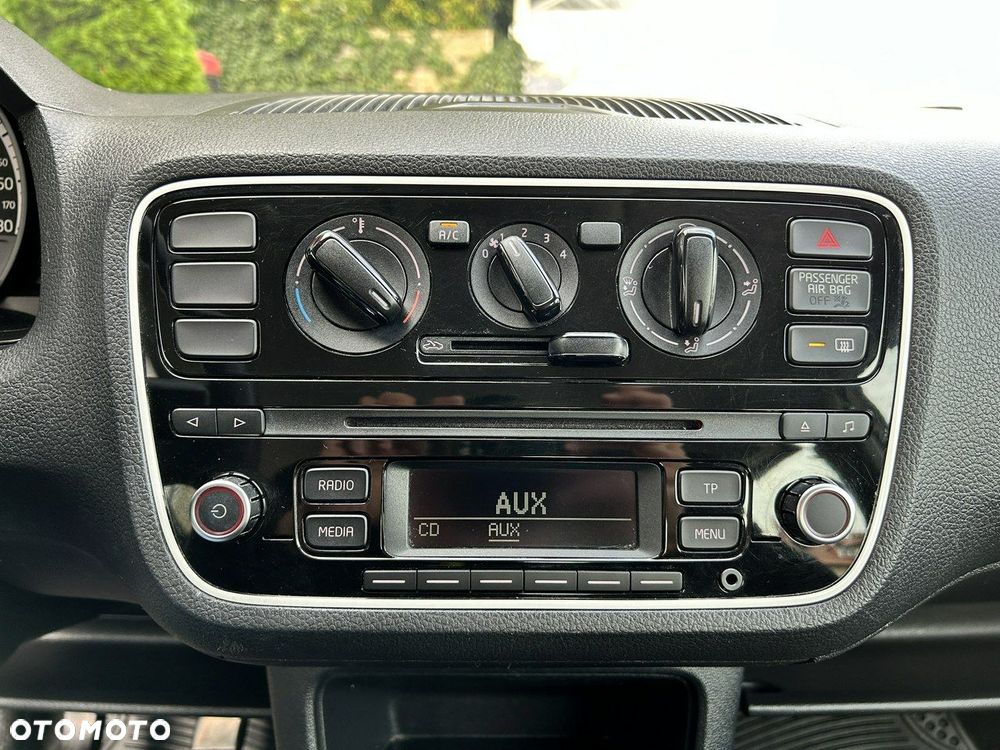 Volkswagen up! 1.0 street EU6 - 19