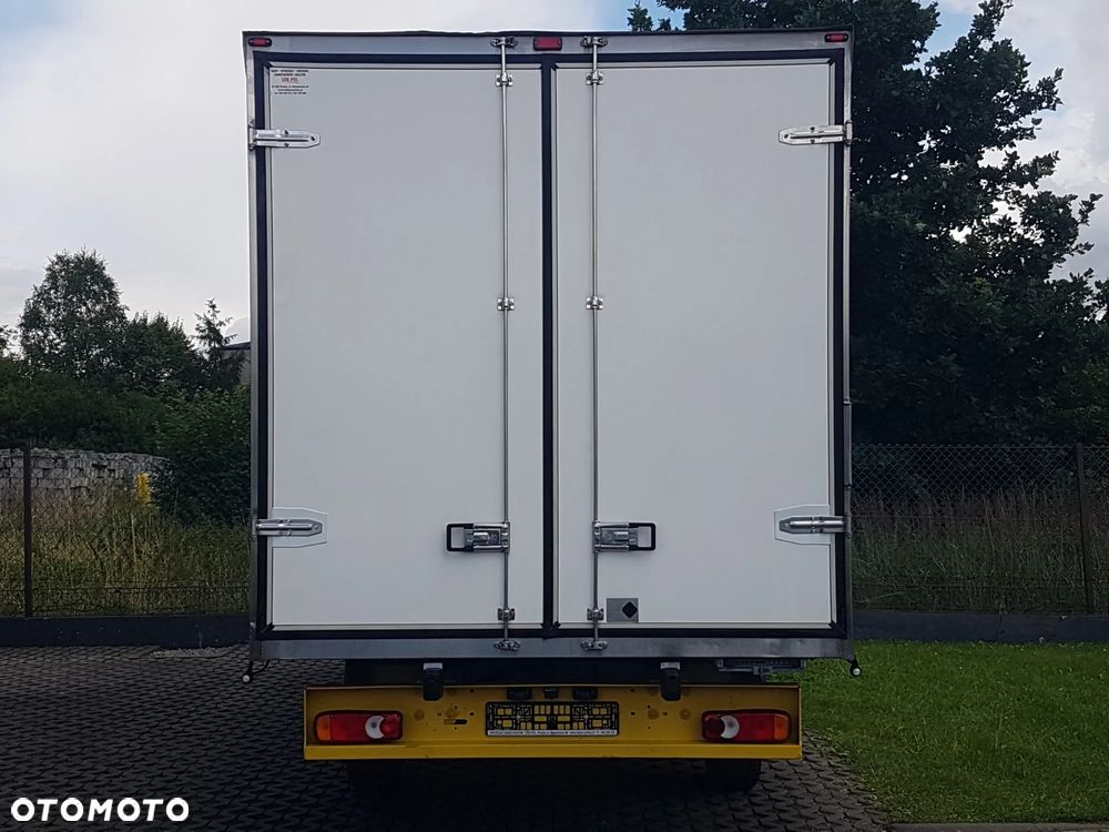 Renault MASTER KONTENER 8EP 4,22x2,23x2,24 KLIMA MANUAL KRAJOWY 6-BIEGÓW - 16