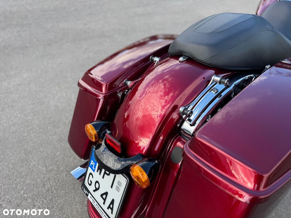 Harley-Davidson Touring Street Glide - 20
