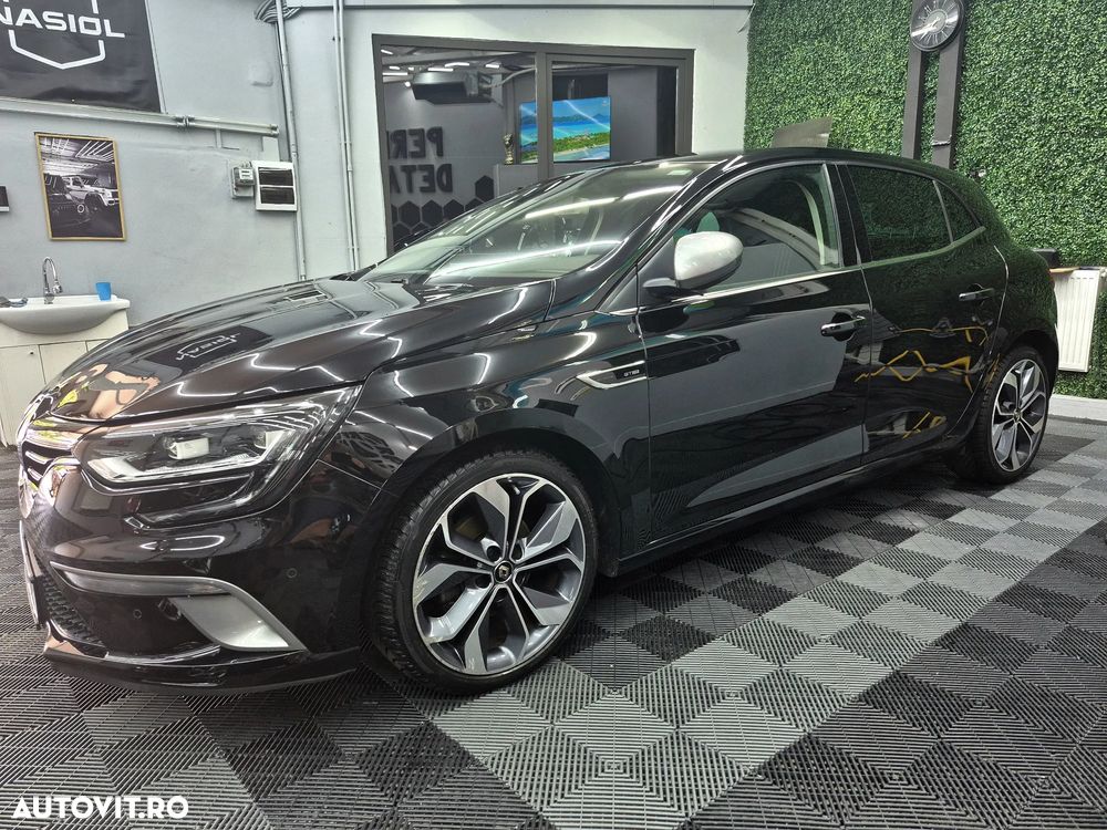 Renault Megane BLUE dCi 115 GT LINE - 3