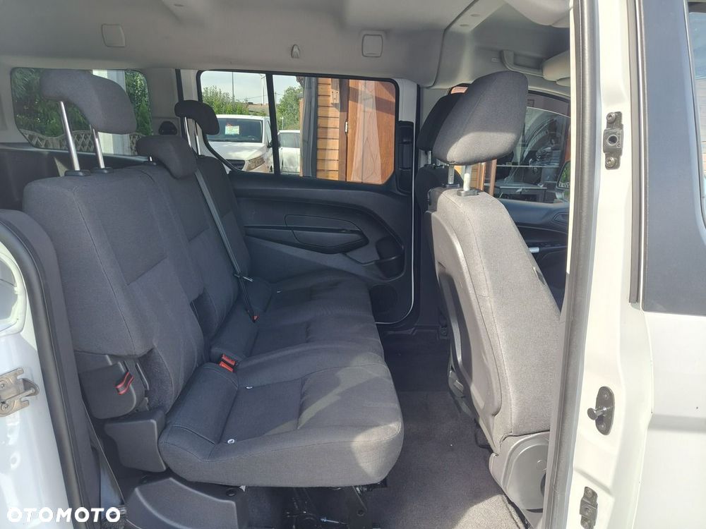 Ford Transit Connect - 24