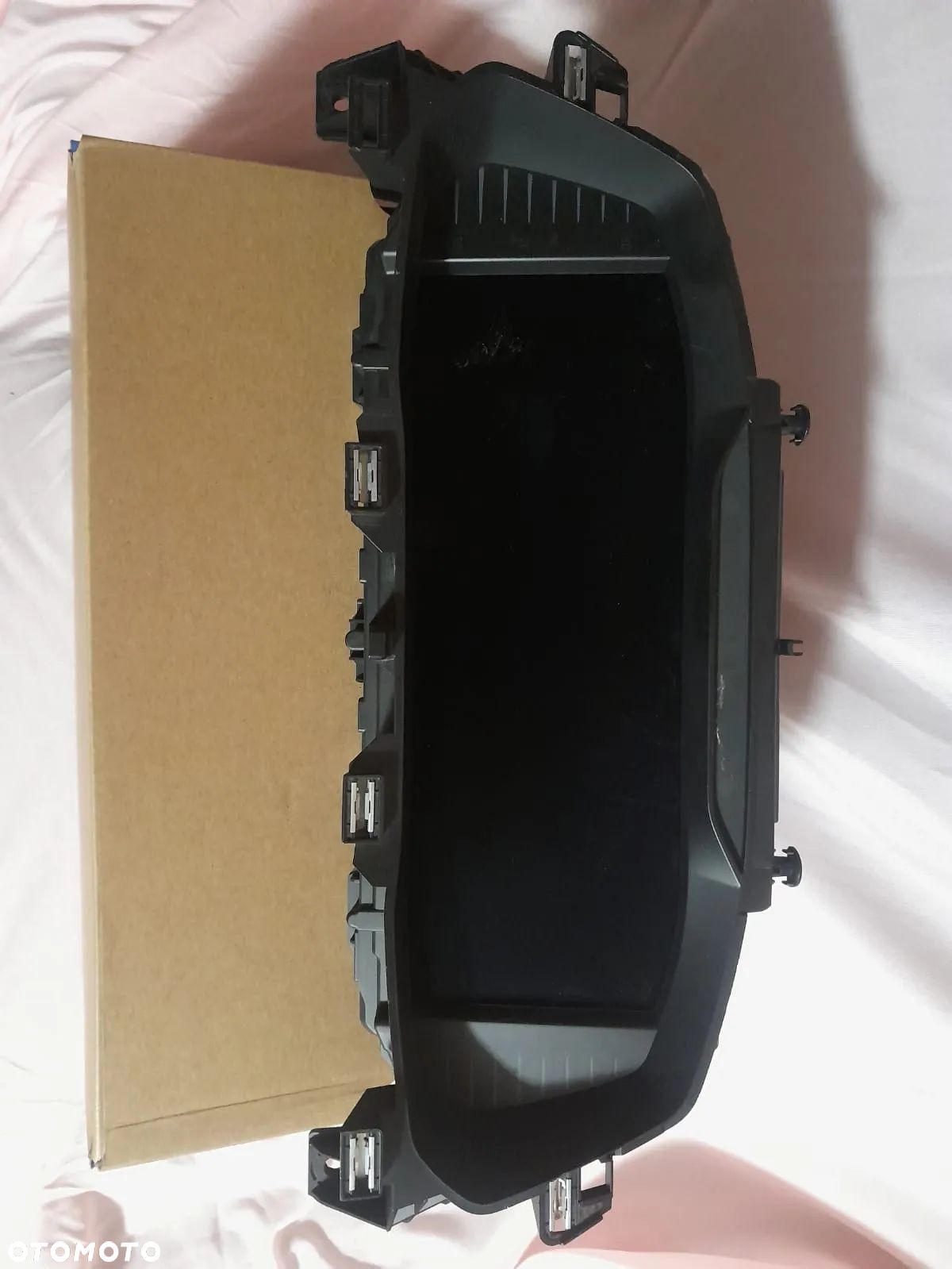 LICZNIK VIRTUAL ZEGARY LCD SKODA SUPERB III 3V - 1