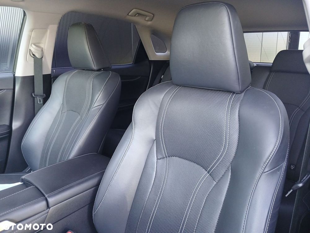 Lexus RX - 24