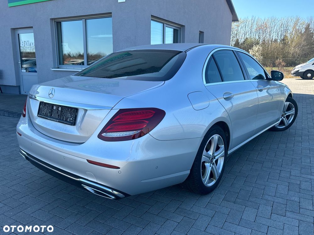 Mercedes-Benz Klasa E 400 d 4Matic 9G-TRONIC Avantgarde - 6