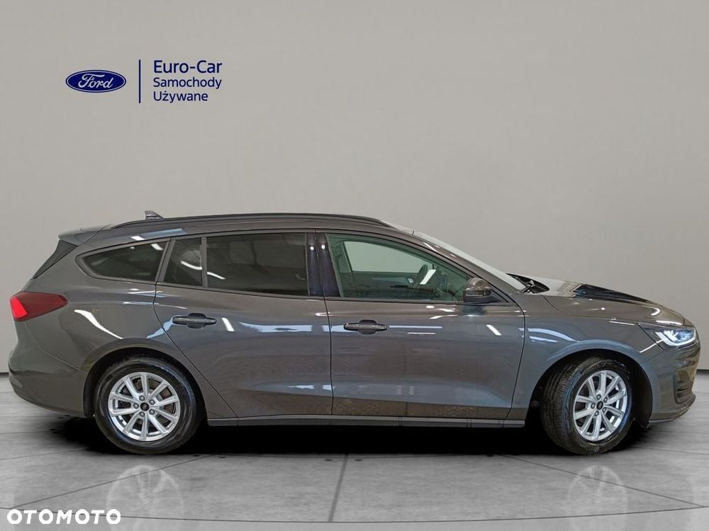 Ford Focus 1.5 EcoBlue Start-Stopp-System TITANIUM - 4