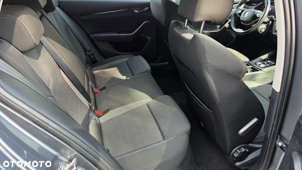 Skoda Octavia 2.0 TDI DSG Edition Plus - 17