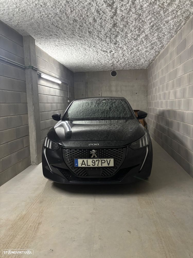 Peugeot 208 1.2 PureTech GT EAT8 - 1