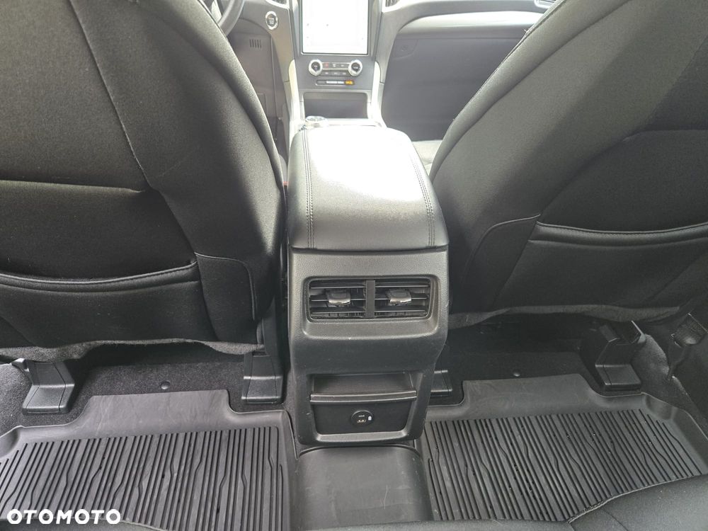 Ford Edge - 34