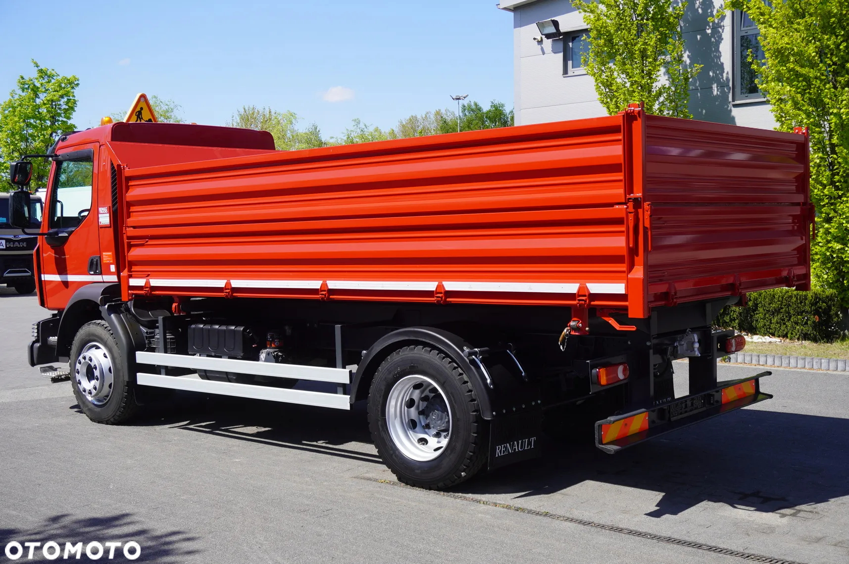 Renault D14 / 18,000 km!!! / Wywrotka 3-stronna - 9