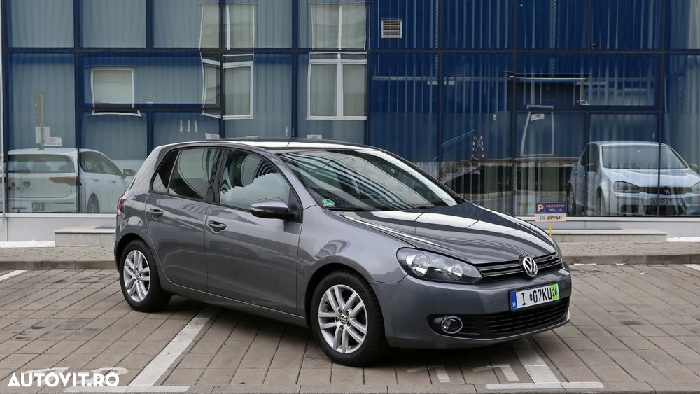 Volkswagen Golf 2.0 TDI Highline - 12