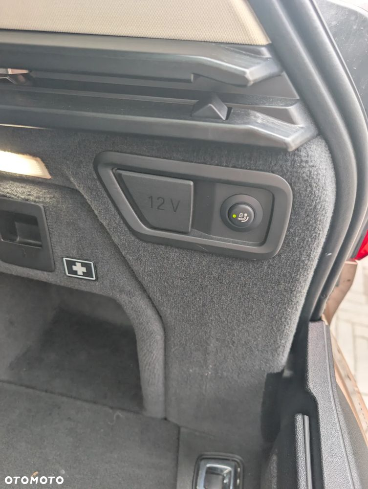 BMW X7 - 24