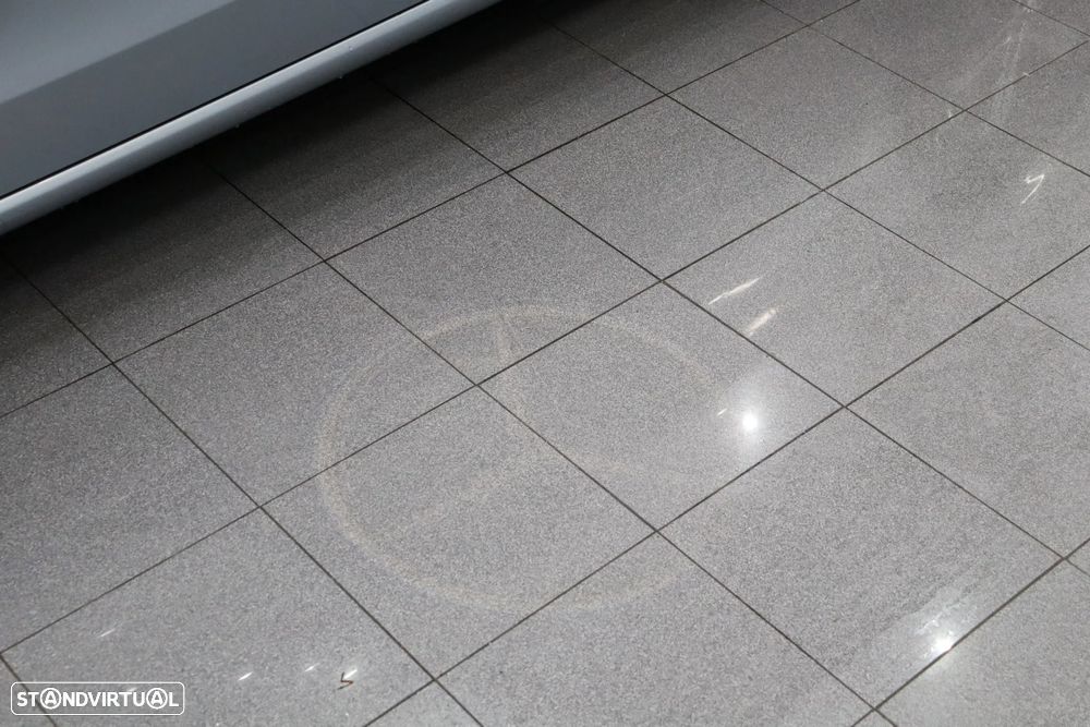 Mercedes-Benz C 220 d Avantgarde - 38